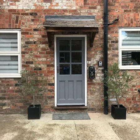 The Bungalow - Dog Friendly York